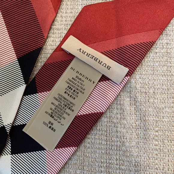 SOLD Burberry Twilly SOLD - Picture 5 of 7